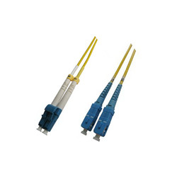 MicroConnect LC/UPC-SC/UPC 0.5m OS2 Reference: FIB4210005