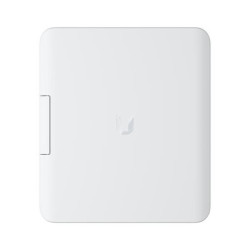 Ubiquiti Weatherproof, pole-mountable Reference: W126887964