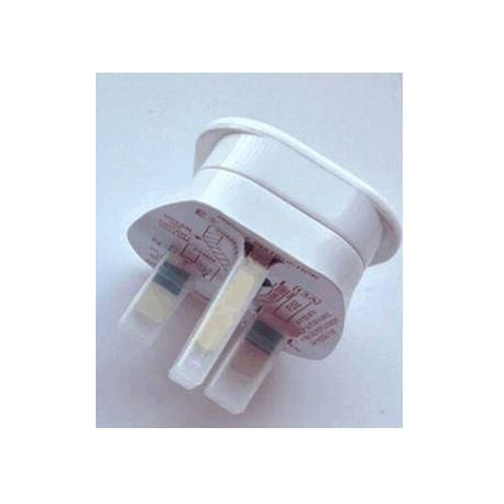 MicroConnect power plug UK 13A Reference: W127034185